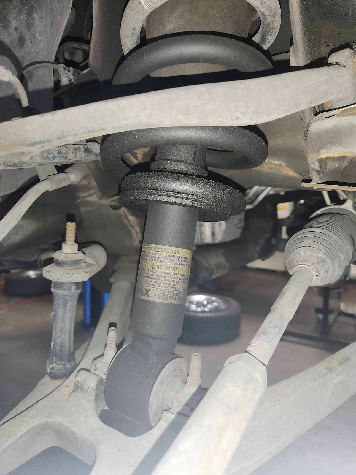 New strut fitted during suspension work